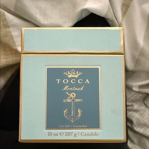 Tocca Montauk Candle - Sea Salt & Cucumber in Light Blue and Gold